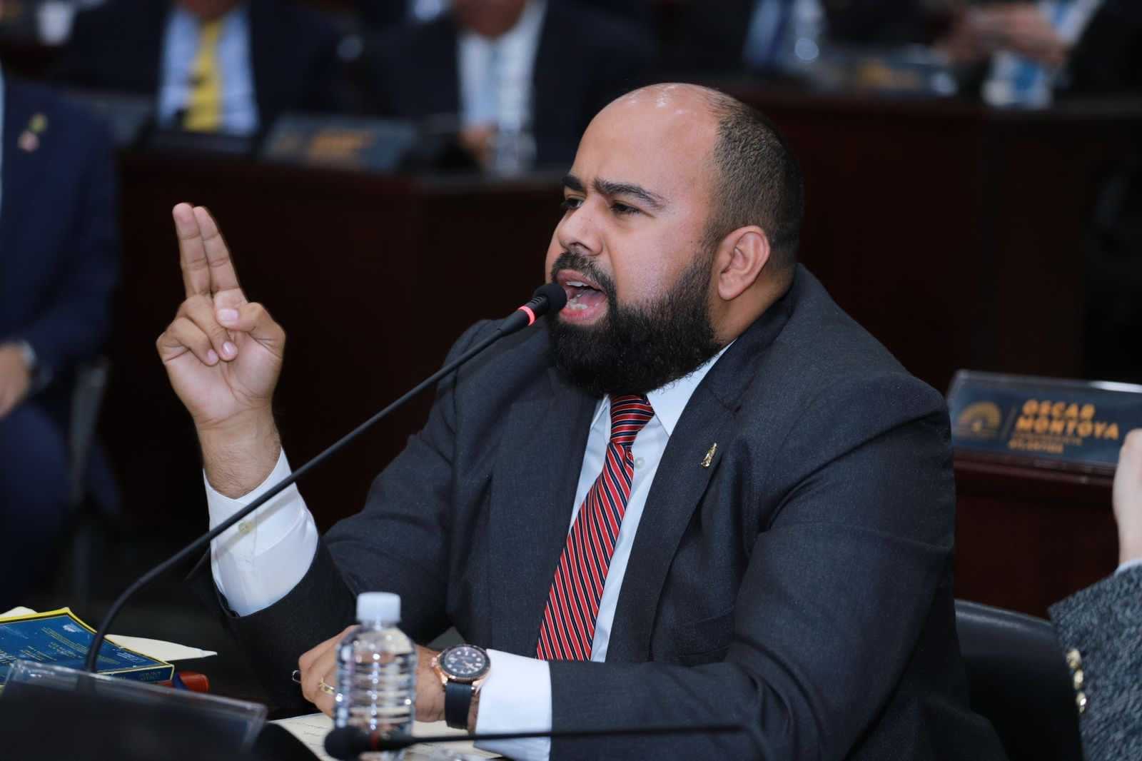 “¡Más hechos, menos palabras, derogamos el decreto 116-2023!”: Rafael Sarmiento